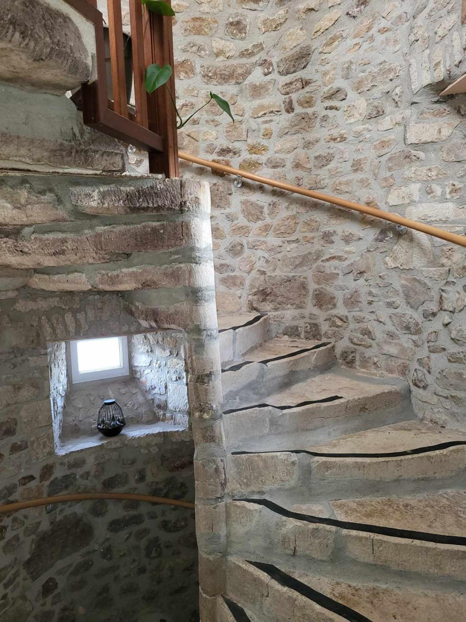 Auberge De La Vallee De La Douve L’Étang-Bertrand Kültér fotó